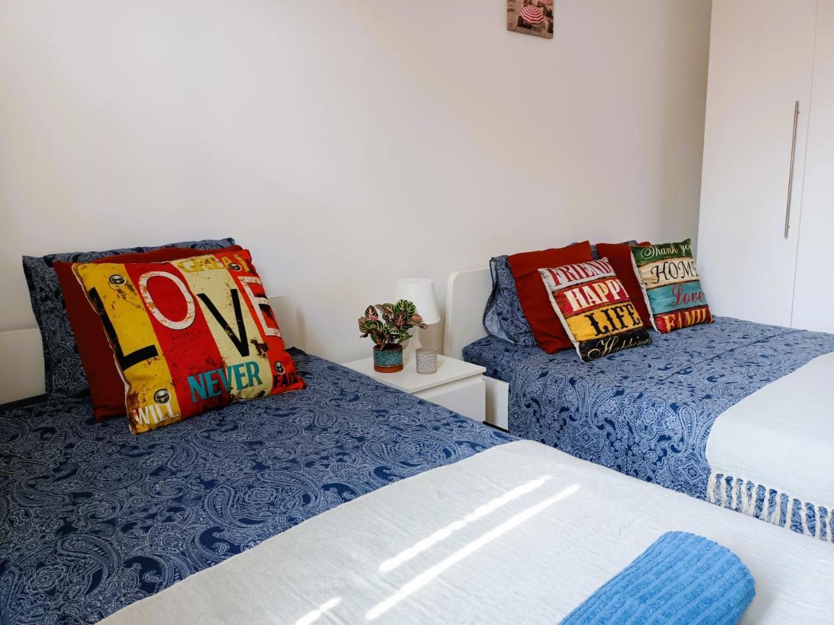 Private Rooms In Born บาร์เซโลนา ภายนอก รูปภาพ